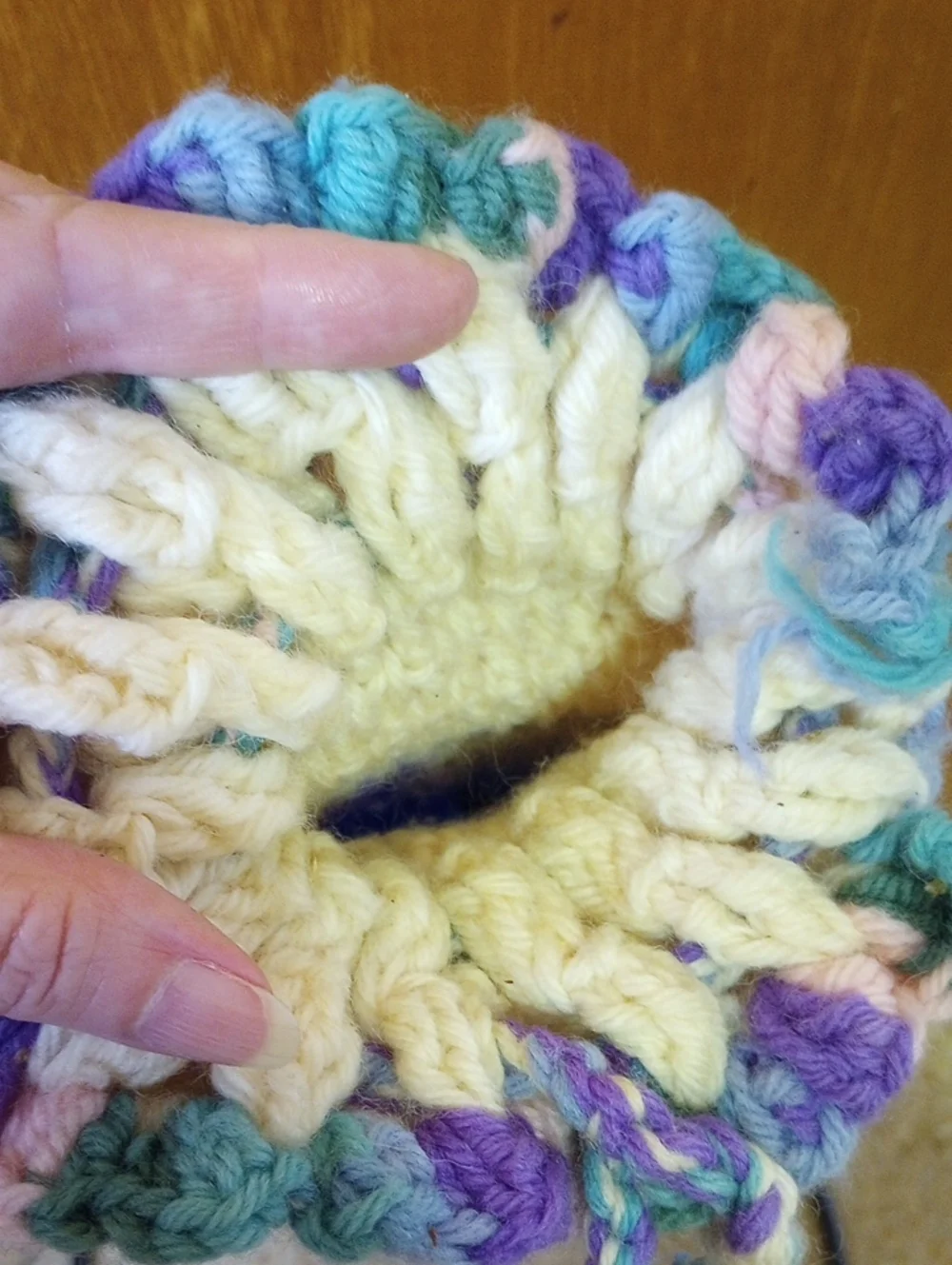 RARE Vintage Retro Knit or Crocheted Purse. Blue Aqua Green Pink Cream Purple